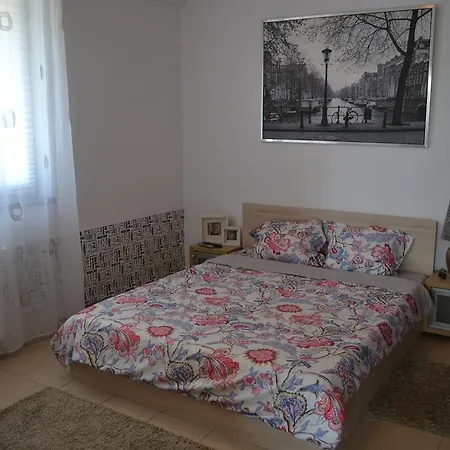 Charming Big Terrace Bukarest